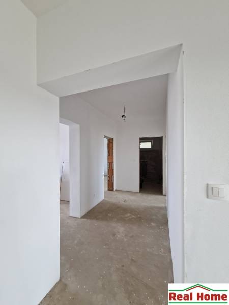 NOVOSTAVBA - VÝBORNÝ 4-izbový dom v Senci. - 20240827_165240.jpg