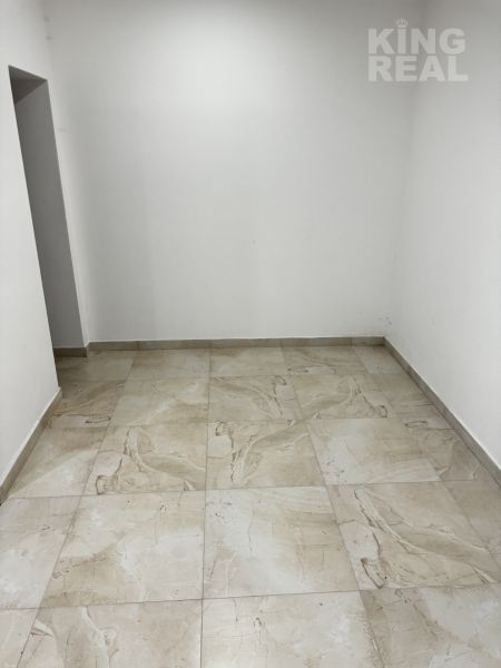 Výrobné haly s administratívou a rozľahlým pozemkom. - -66b4a310eb295b4ddd01d39e.jpg