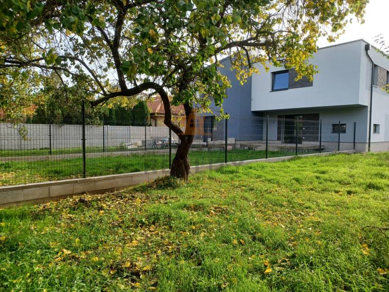 Na predaj 3 izbový byt, obec Dunajská Lužná, Hlavná ulica okr.Senec - 20241019_150737.jpg