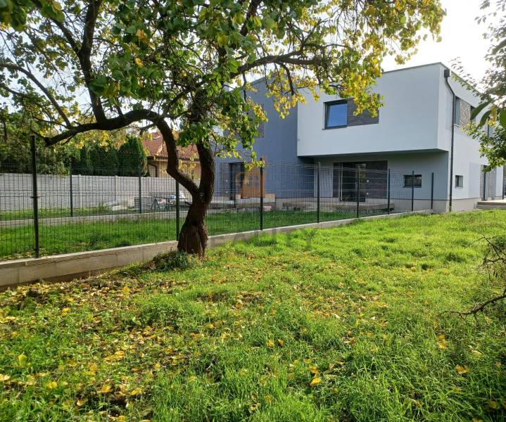 Na predaj 3 izbový byt, obec Dunajská Lužná, Hlavná ulica okr.Senec - 20241019_150731.jpg