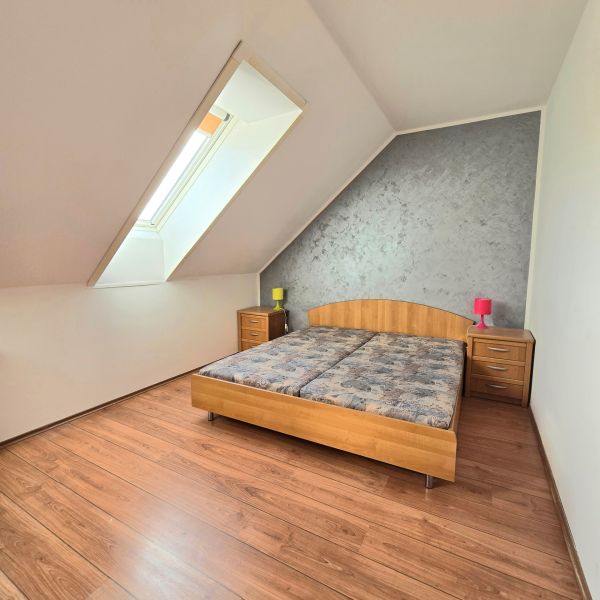 Veľký 2 izbový zariadený  byt na dlhodobý prenájom v centre s balkónom - 20241028_123003.jpg