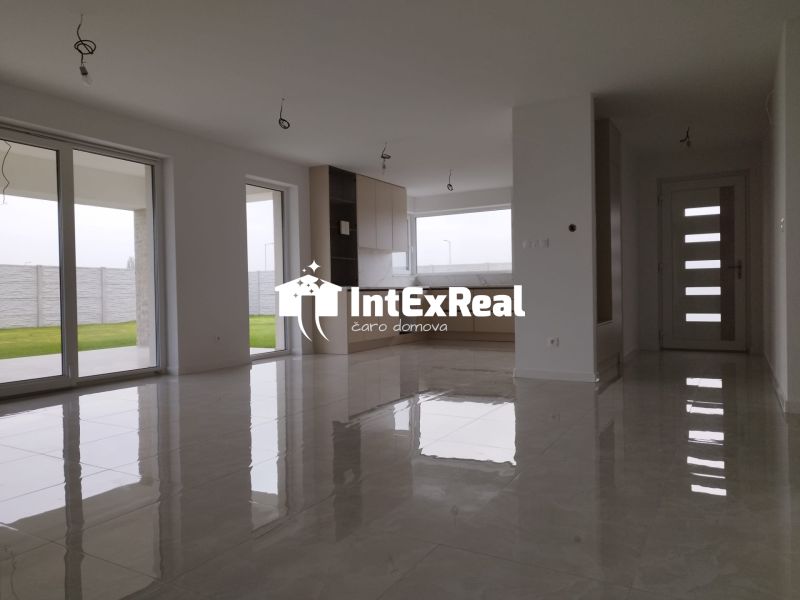 Moderná, novostavba k nasťahovaniu, predaj  Dunajská Streda - Moderná, novostavba k nasťahovaniu, predaj  Dunajská Streda, viac informácii na: https://reality.intexreal.sk/