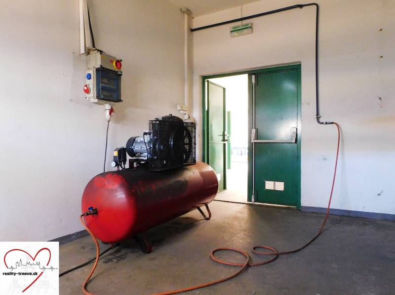 Prenájom výrobného priestoru, Trnava - H-7.JPG