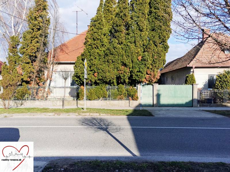 Predaj rodinného domu, Trnava - 01a.jpg