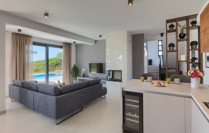 CHORVÁTSKO - Krásna moderná vila s garážou - POREČ - 34.jpg