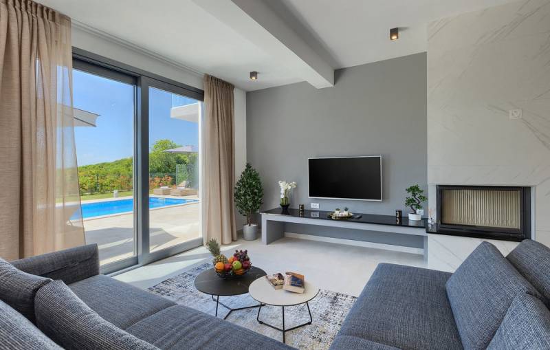 CHORVÁTSKO - Krásna moderná vila s garážou - POREČ - 29.jpg