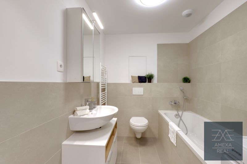 PRENAJATÉ » PRENÁJOM moderne zariadený 1-izb. byt so spacím kútom - IvC32H_webL_014.jpg