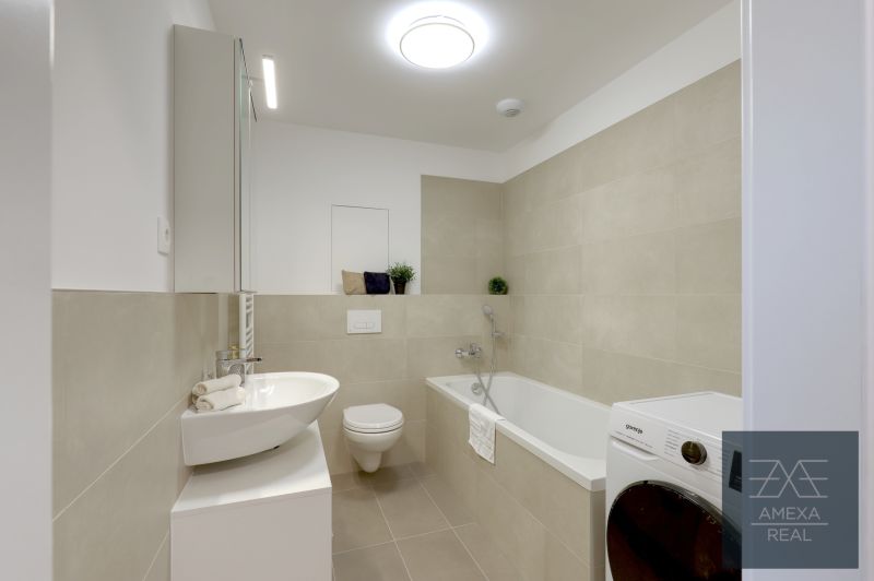PRENAJATÉ » PRENÁJOM moderne zariadený 1-izb. byt so spacím kútom - IvC32H_webL_013.jpg
