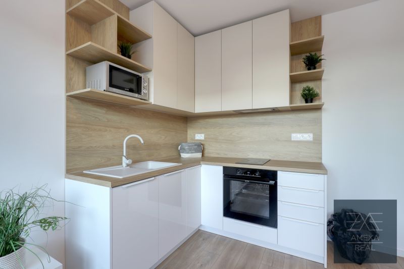 PRENAJATÉ » PRENÁJOM moderne zariadený 1-izb. byt so spacím kútom - IvC32H_webL_008.jpg
