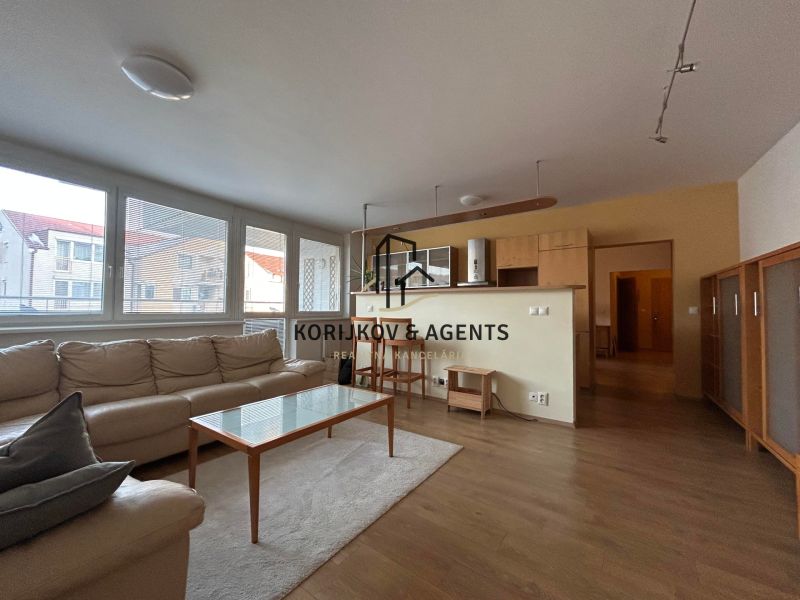 PRENÁJOM, 3 izb.byt na Námestí sv. Františka, Bratislava - Karlova Ves
