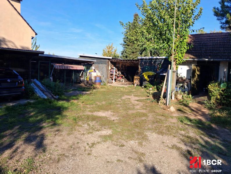1.BCR | POZEMOK NA KOMERČNÉ ÚČELY ALEBO RODINNÝ DOM, MALACKY