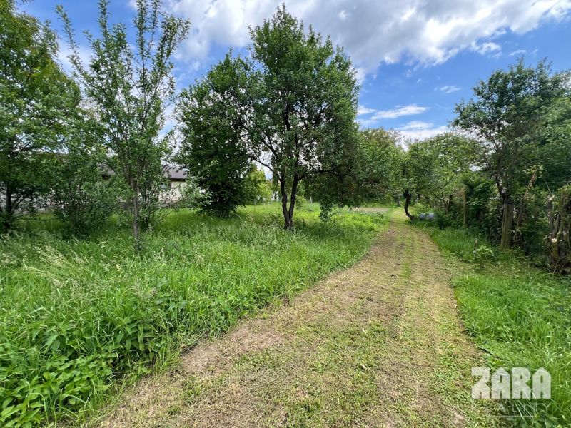 Družstevná pri Hornáde-Malá Vieska. Stavebný pozemok všetky IS, 1149 m2