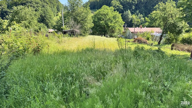 Baška - časť Maša, Veľká záhrada v chatovej lokalite, Košice okolie