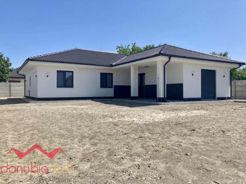 5-izbová novostavba rodinného domu, Kolárovo