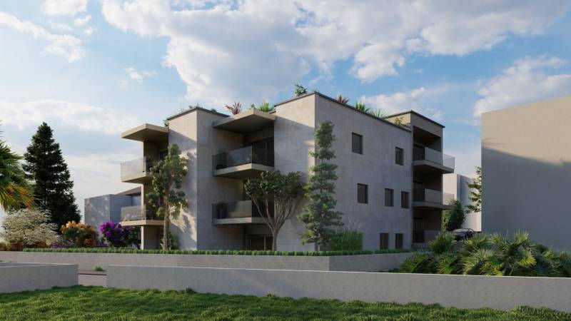 CHORVÁTSKO - Apartmány v 1. rade (2i) - MANDRE, ostrov PAG - Budova so štyrmi balkónmi obklopená zeleňou v Mandre, ideálna pre 4-izbový byt.