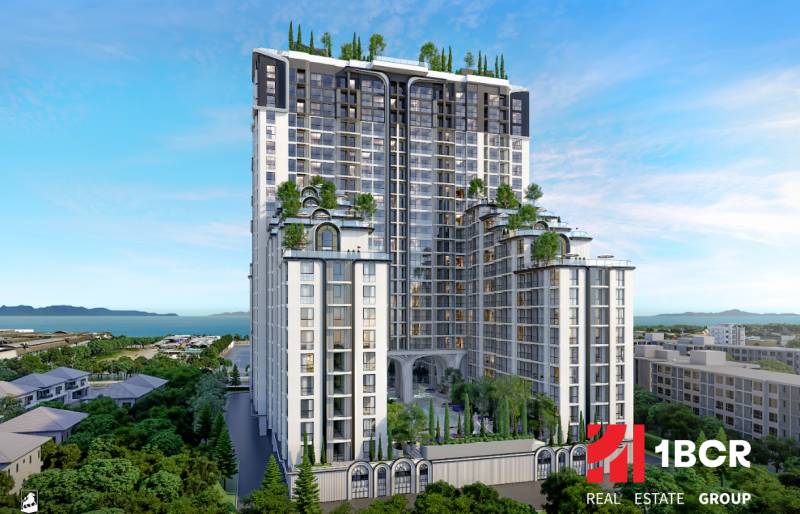 EMBASSY LIFE PATTAYA - Výstavba bytov v Pattayi s výhľadom na more a zeleňou na strechách budov.