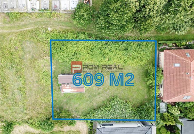Rovinatý ideálny stavebný pozemok 609 m2 Marianka - Letecký pohľad na pozemky - bývanie v Marianke na Na Tálkoch, o rozlohe 609 m².