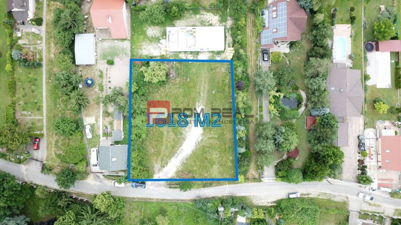 Najlukratívnejší pozemok 1618 m2 pre tých, čo vedia, čo chcú - Pozemok na bývanie na Štúrovej ulici v Marianke, rozloha 1618 m².