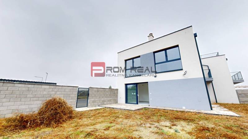 5 izbový RD - 128,33 m2 v novostavbe v Alžbetinom dvore - Rodinný dom na Bottovej ulici v Miloslavove s upraveným pozemkom a oplotením.