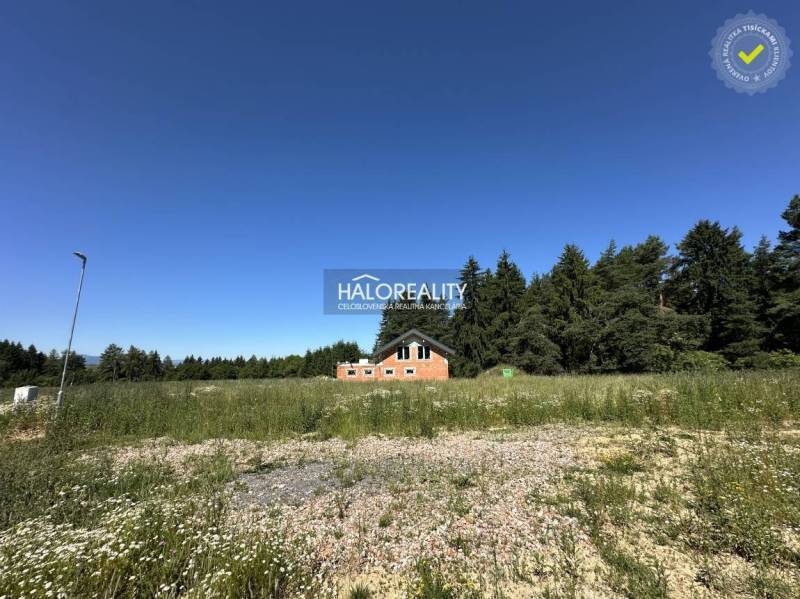 Predaj, pozemok pre rodinný dom   625 m2 Jamník - dr... - Pozemky - bývanie v Jamníku s rozostavanou stavbou, obklopené prírodou a lesmi.
