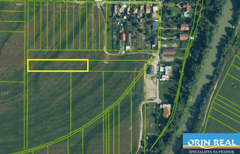 Zálesie orná pôda na predaj 3237m2 /21,- Eur / m2 - Letecká fotografia poľnohospodárskych a lesných pozemkov v obci Zálesie, ulica Domky.