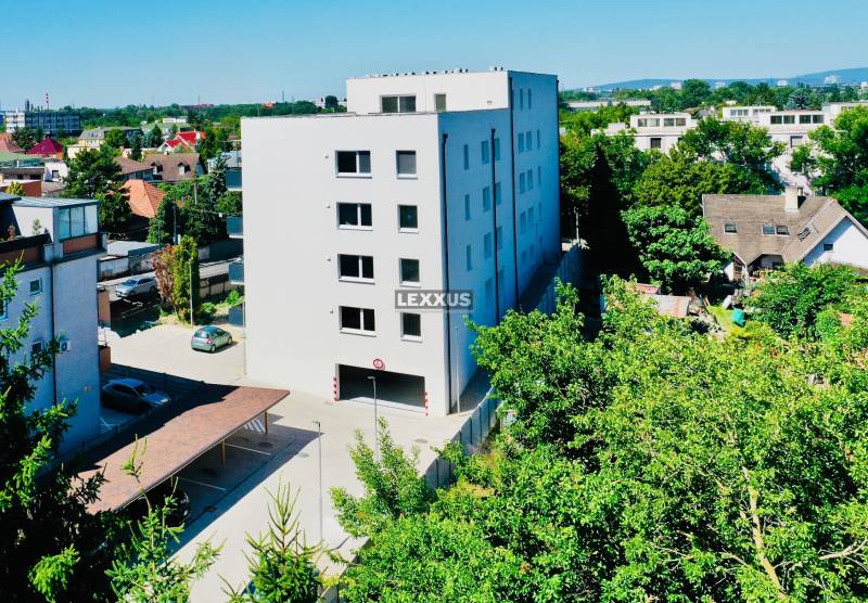 Moderný a priestranný 2i byt v novom projekte, Geologická - Bytový dom na Geologickej ulici v Bratislave - Podunajské Biskupice obklopený zeleňou.