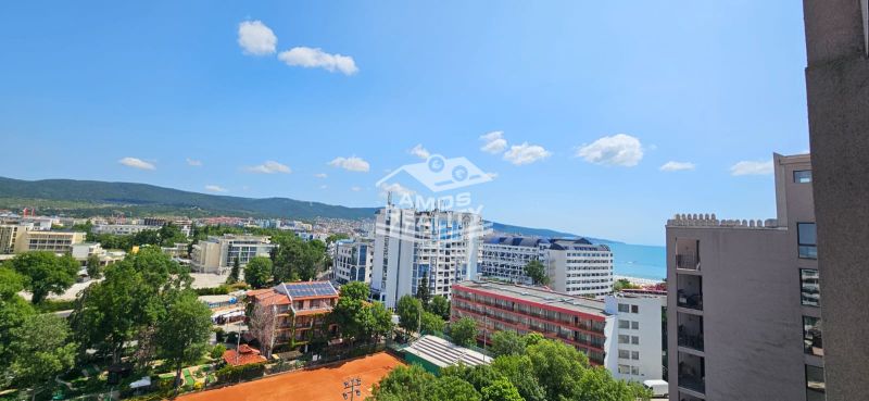 Predaj, 2 i apartmán 72 m2 + balkón výhľad na more, Burgas, BULHARSKO - Výhľad na more a apartmány v Slnečnom pobreží, Rekreačný apartmán, modrá obloha.