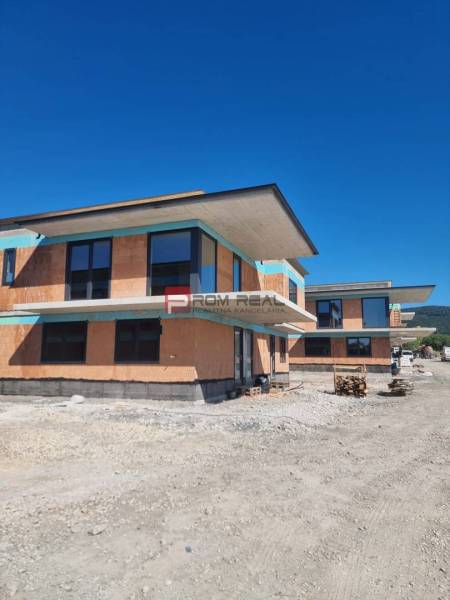 Predaj: 3-i byt so záhradou v projekte PRI KAPLNKE – Dubová - Novostavba s modernou architektúrou vo výstavbe v Dubovej, obklopená priestranným prírodným prostredím.