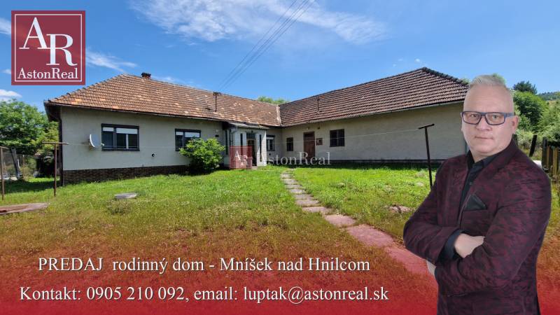 AstonReal: predaj rodinný dom v obci Mníšek nad Hnilcom - Rodinný dom v Mníšku nad Hnilcom s rozľahlou záhradou a satelitnou anténou.