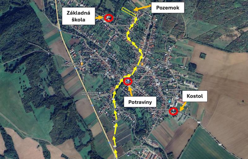 Moravské Lieskové - STAVEBNÝ POZEMOK s investičným potenciálom - Mapa Moravského Lieskového s označením ciest, školy, kostola a potravín.