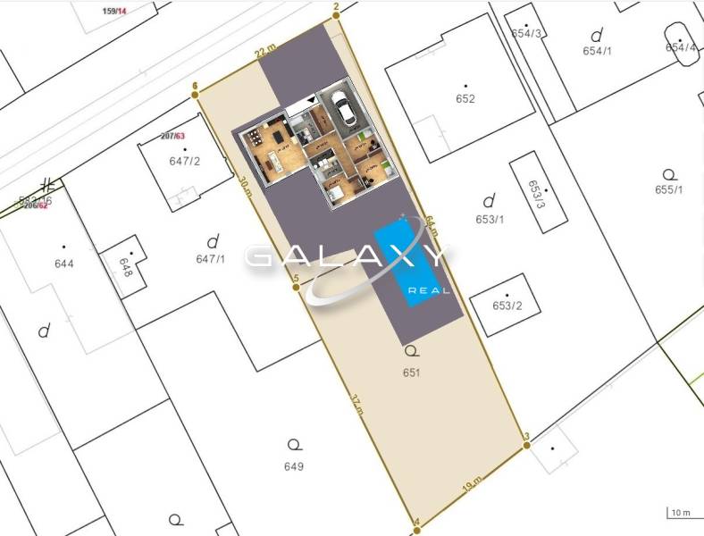 Pozemok 1315 m² pre rodinný dom blízko centra – Sládkovičovo - Plán zobrazuje pozemok na ulici Školská, určený na bývanie, s rozložením domu.