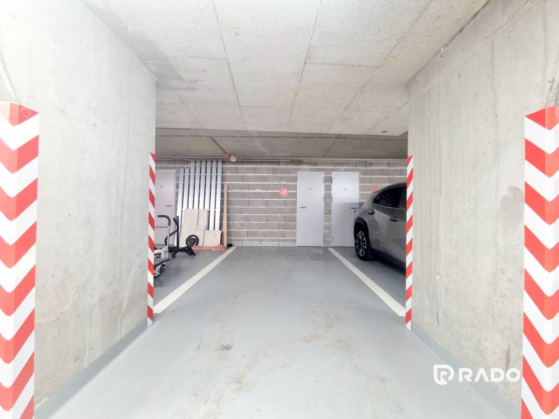 | EXKLUZÍVNE! | Krásny NOVÝ 2-izbový byt | 48m² | Čerešne - Podzemná garáž s parkovacím miestom v 2-izbovom byte.