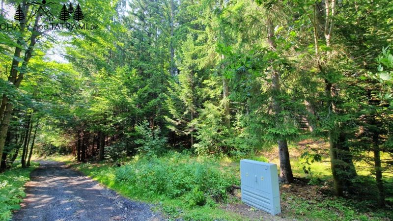 Stavebný pozemok s IS v lesnom prostredí Jarabá Nízke Tatry