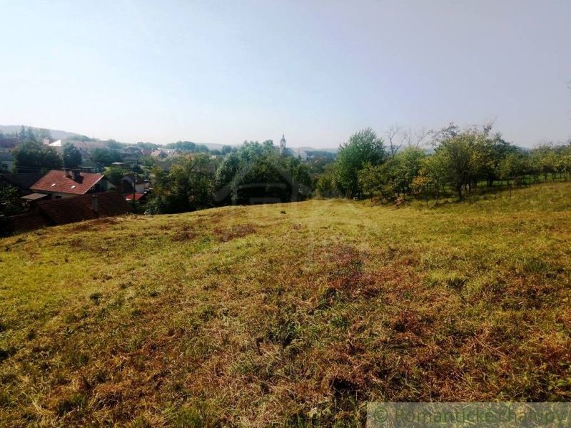 Veľký pozemok s pekným výhľadom Kostolná-Záriečie na predaj