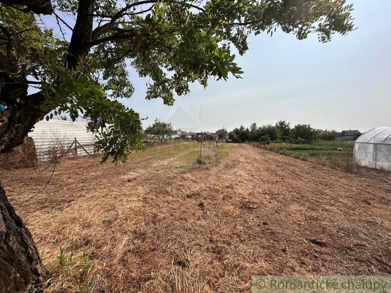 Pozemok s možnosťou výstavby – Nesvady, 1553 m²