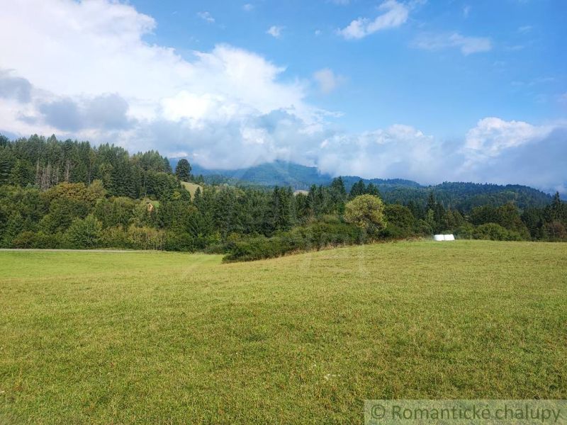 Krasny slnečný pozemok s vyhladom, Nízke Tatry