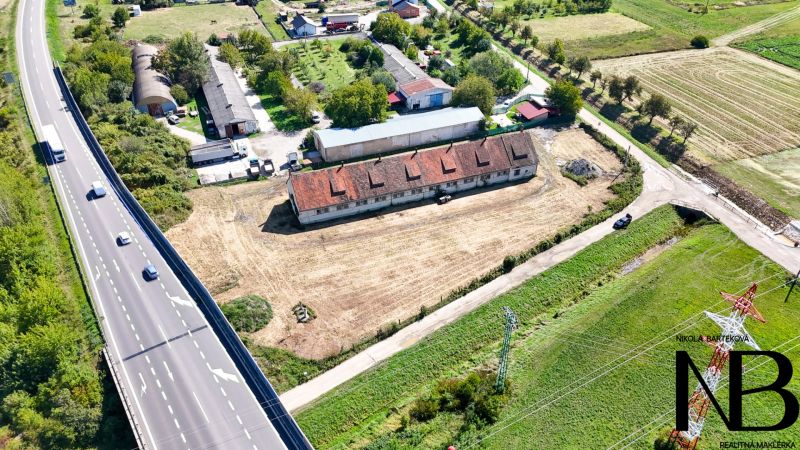 Na predaj pozemok s celkovou výmerou 6 741 m² – Trenčín, Záblatie