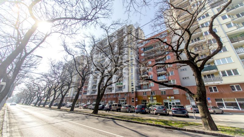 Parkovacie státie v podzemnej garáži, JÉGÉHO ALEJ