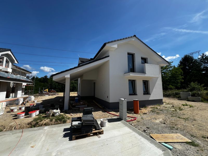 Predaj novostavby 5-izbových rodinných domov v Stupave (107)