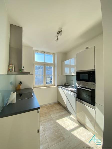 Prenájom luxusných bytov s park. miestom v centre BA. - A611