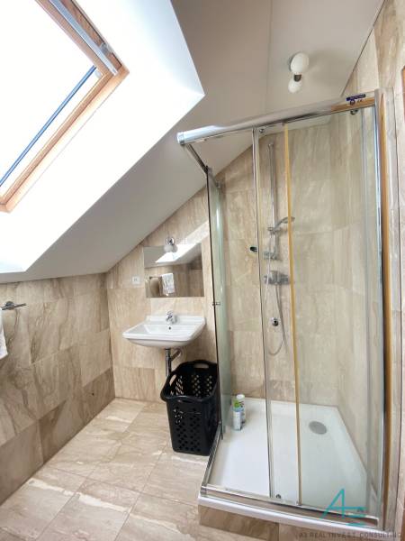 Prenájom luxusných bytov s park. miestom v centre BA. - A611