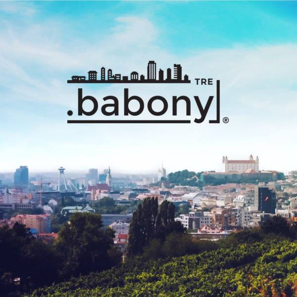 PRENÁJOM 3 izbový byt s predzáhradkou, BORY PROMENÁDA - Výhľad na Bratislavu, hrad, panoráma na ulici Okružná, ponuka pozemky - bývanie.