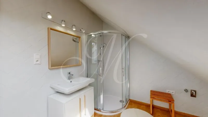 EXKLUZÍVNE Priestranný 6i RD v Ružinove - 8ldQ-IcPTc_fss.webp