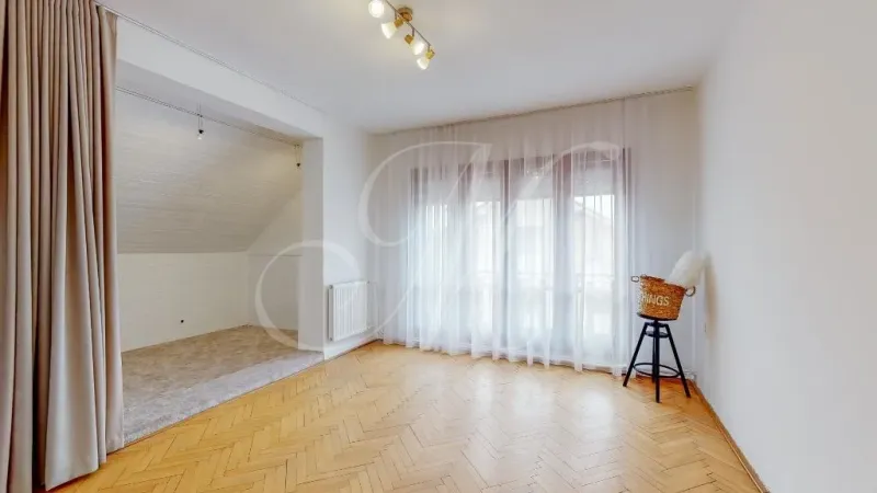 EXKLUZÍVNE Priestranný 6i RD v Ružinove - pOASYqZaA3_fss.webp