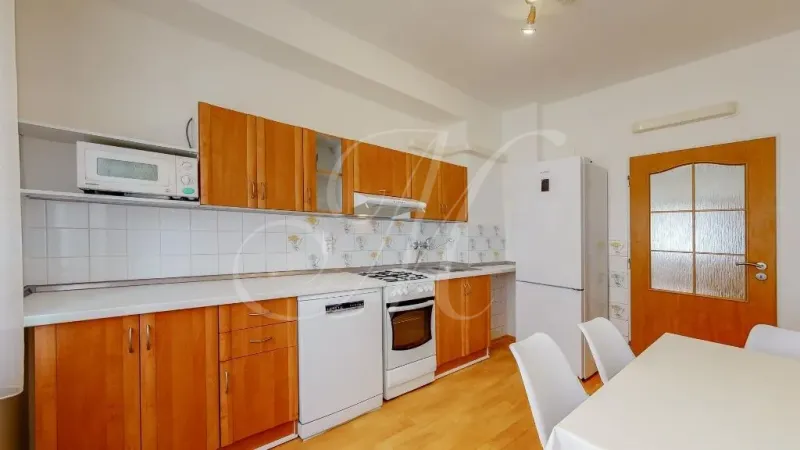 EXKLUZÍVNE Priestranný 6i RD v Ružinove - CHv38W52xd_fss.webp