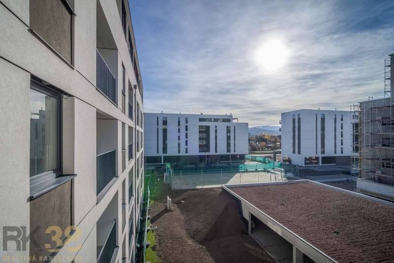 EXKLUZÍVNA PONUKA: Novostavba 3-izb. bytu v projekte Nové Nábrežie - Komplex bytových domov vo výstavbe v Poprade, vhodný pre 3-izbový byt.