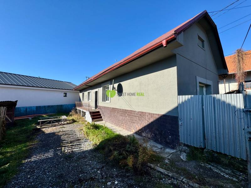 Na predaj 3i rodinný dom – Družstevná pri Hornáde, Košice - okolie - Rodinný dom na Varoveckej v Družstevnej pri Hornáde s dvorom a drobnou stavbou.