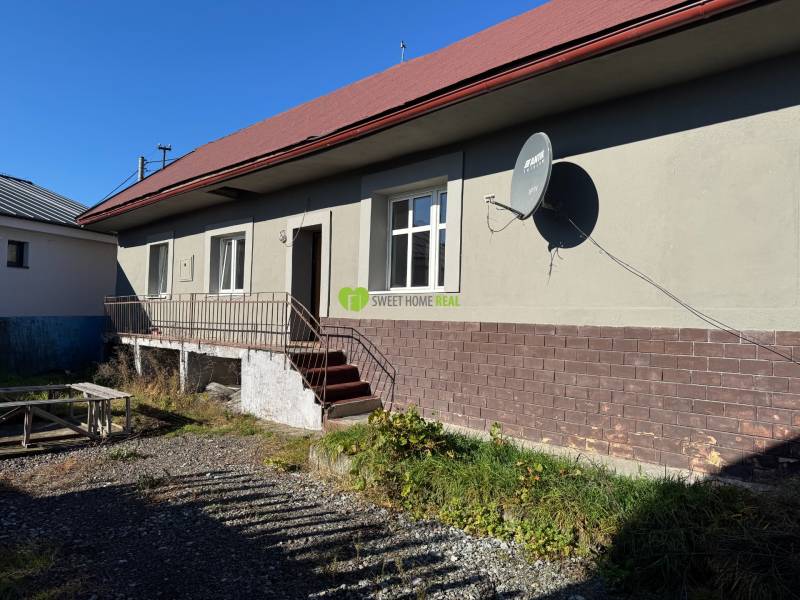 Na predaj 3i rodinný dom – Družstevná pri Hornáde, Košice - okolie - Rodinný dom na Varoveckej ulici v Družstevnej pri Hornáde s TV satelitnou parabolou.