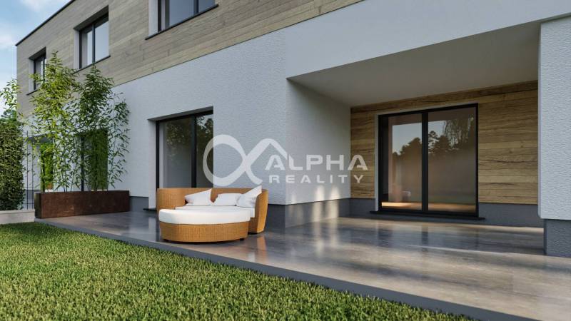 Exkluzívne na predaj, rodinný dom, obec Harichovce, okres Spišská Nová - Rodinný dom v Harichovciach s terasou, pohodlným sedením a dreveným dekorom na fasáde.