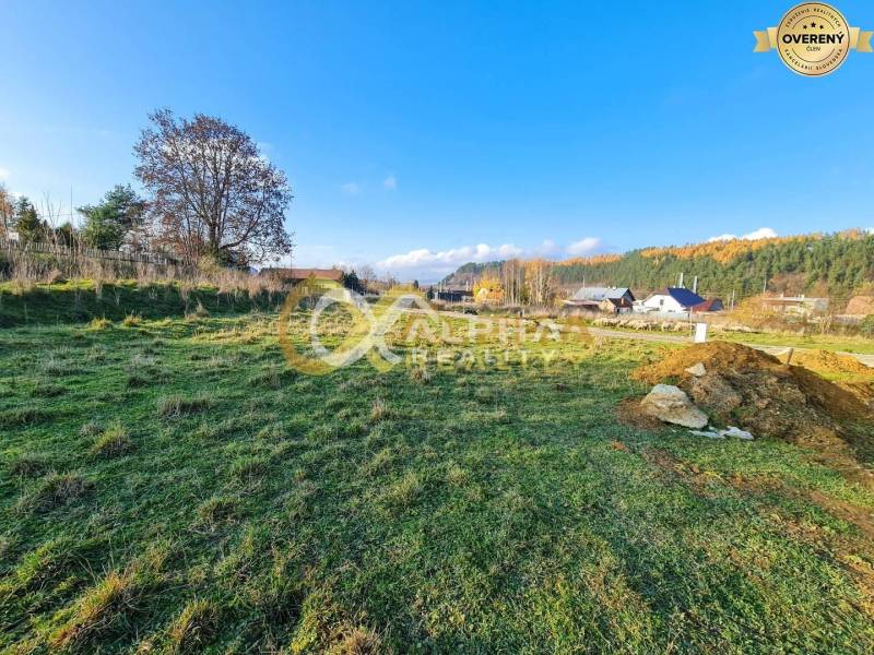 EXKLUZÍVNE Stavebné pozemky, Markušovce, okr. Spišská Nová Ves - Pozemok na bývanie v Markušovciach s výhľadom na prírodu a okolie.